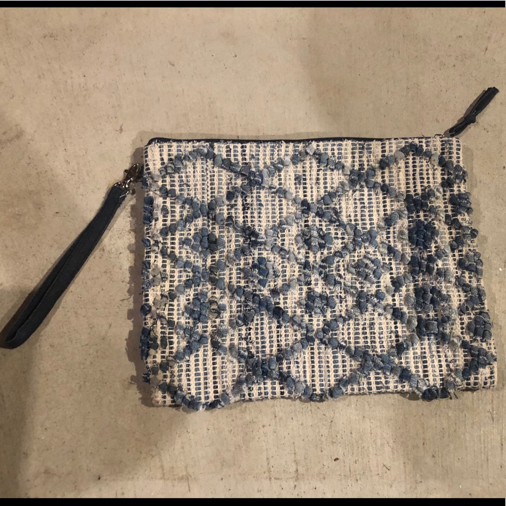 Lovestitch Woven Pouch